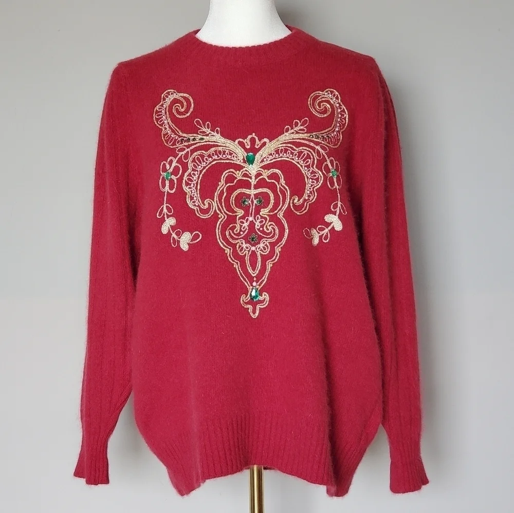 Vintage Kenji RN# 75343 Reindeer Holiday Sequin Embroidered Angora Wool Sweater